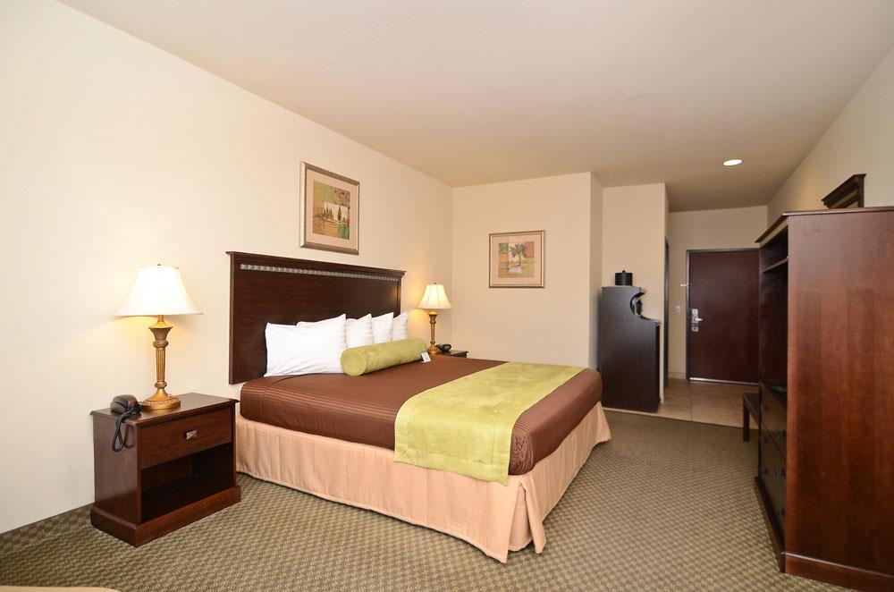 Best Western La Grange Inn And Suites Room photo